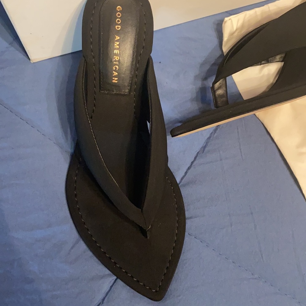 Good American Neoprene Black heels